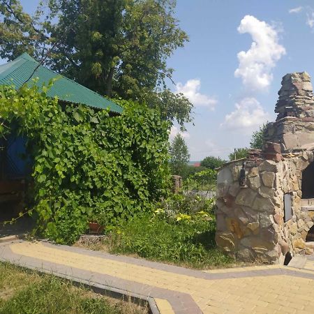 Лісова Пісня Апартаменти Husyatyn Exteriér fotografie