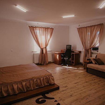 Лісова Пісня Апартаменти Husyatyn Exteriér fotografie