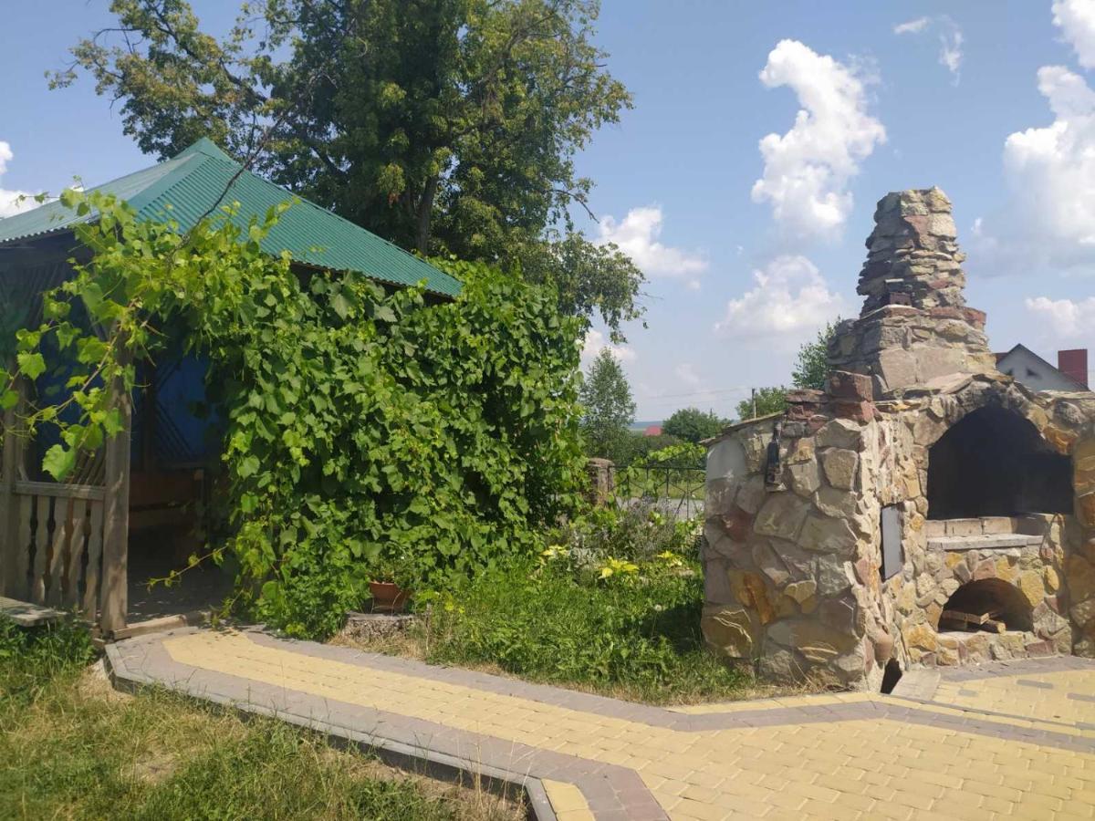 Лісова Пісня Апартаменти Husyatyn Exteriér fotografie